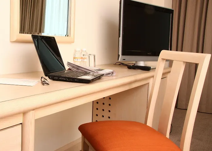 Novotel Santa Fe Hotel 4*